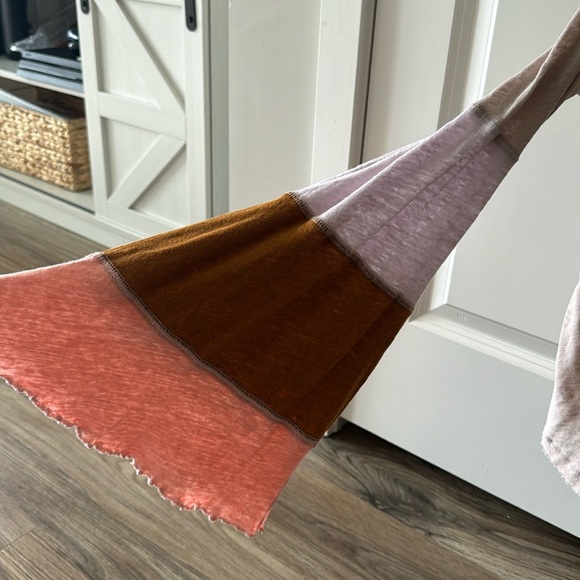 🤎We The Free🤎 - Picture 2 of 6